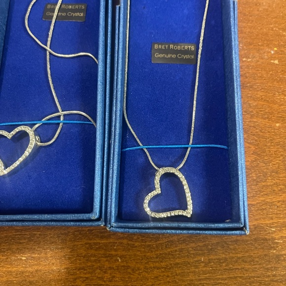 Heart necklace - Picture 3 of 3